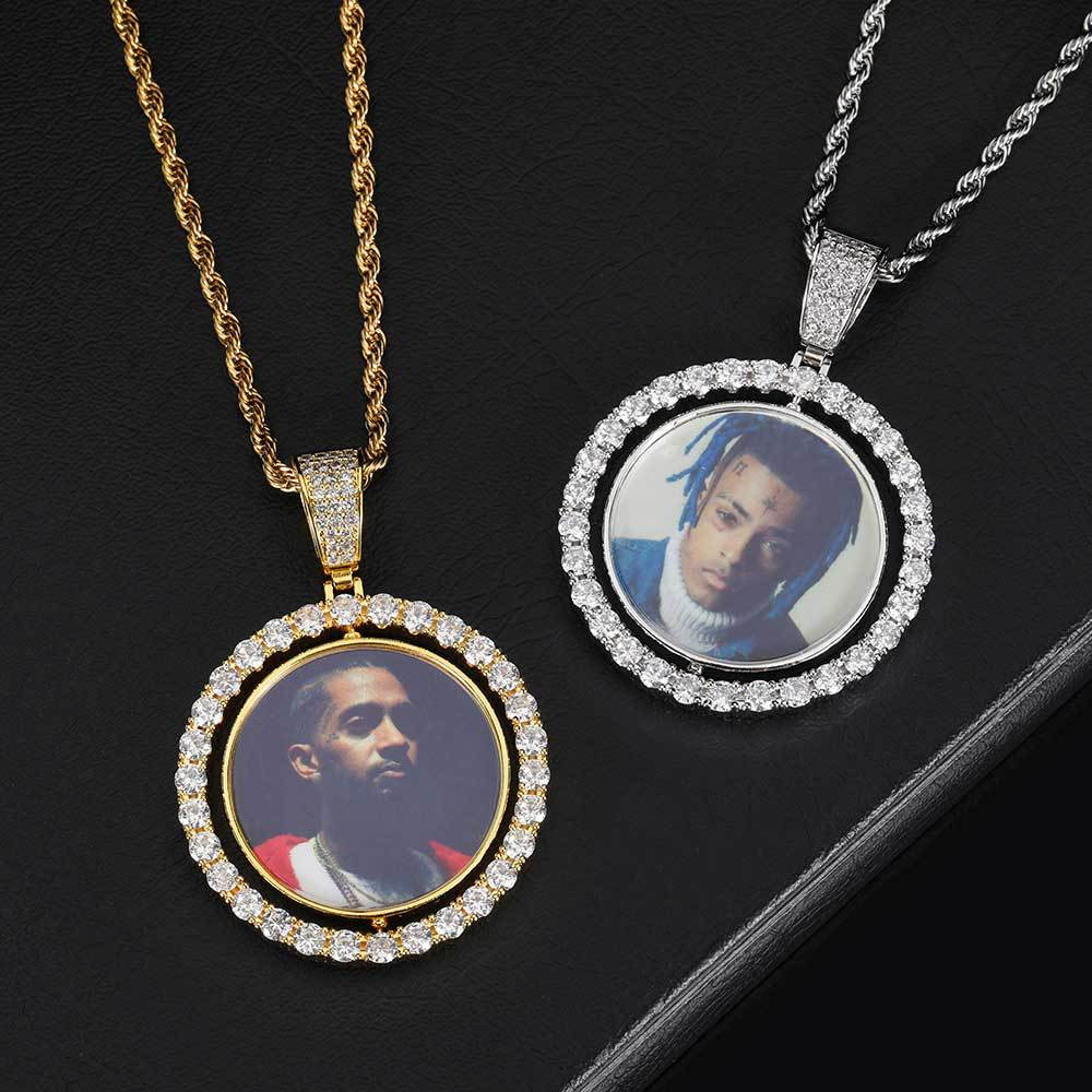 Custom VVS Moissanite Rotating Photo Pendant Necklace China Supplier