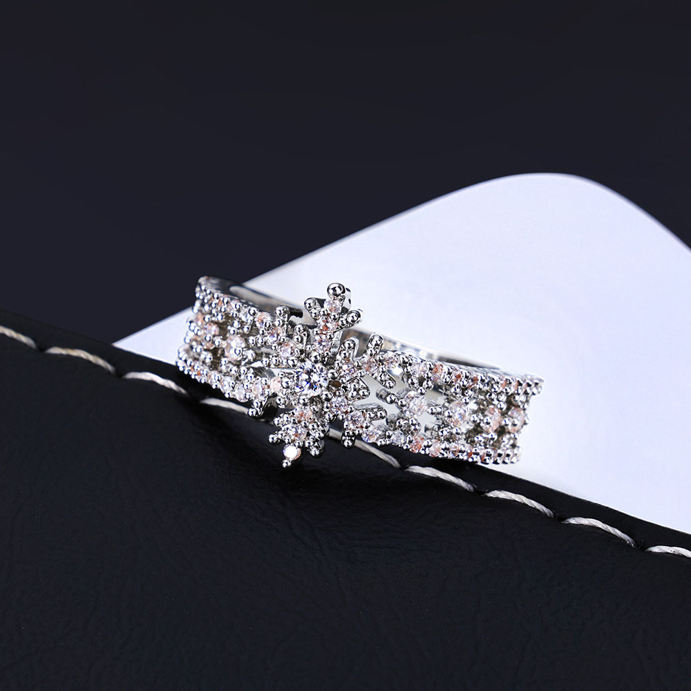 Dainty Iced Out CZ Snowflake Band Ring Wholesale
