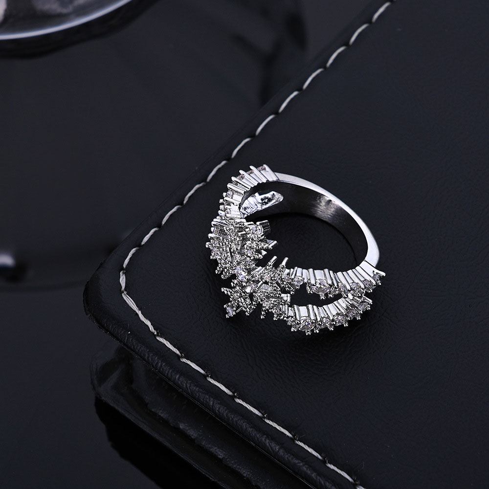 Iced Out CZ Split Snowflake Band Ring Supplier