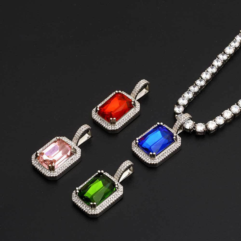 Luxurious Emerald Cut Cubic Zirconia Pendant Supplier