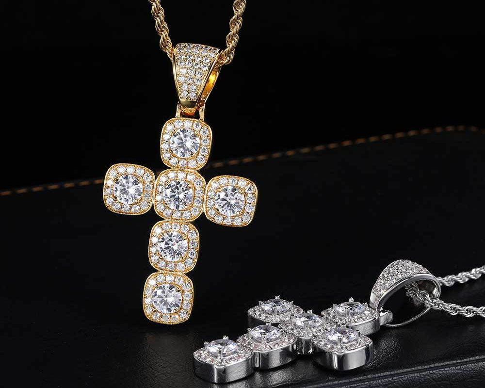 what is a jesus piece small cross