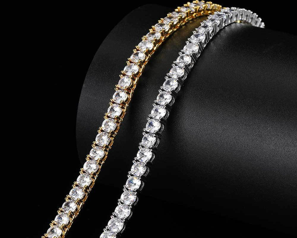 what is a jesus piece tennis chain